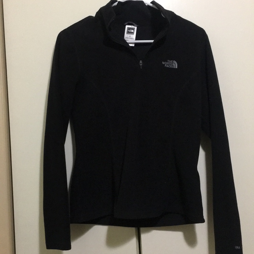 Women’s North Face fleece ¼ Zip